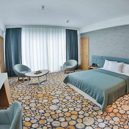 Yurd Hotel Qax Buitenkant foto
