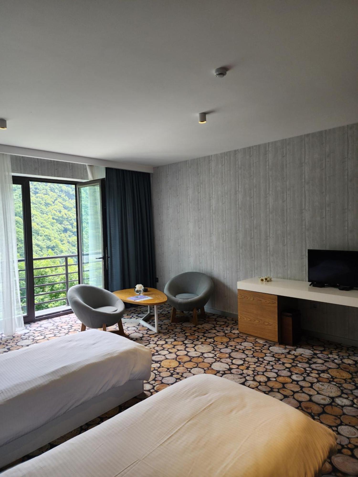 Yurd Hotel Qax Buitenkant foto