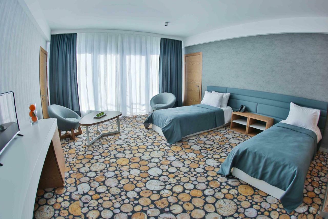 Yurd Hotel Qax Buitenkant foto