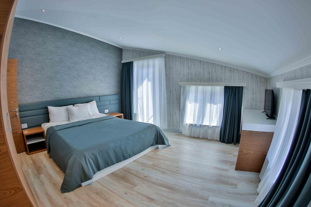 Yurd Hotel Qax Buitenkant foto